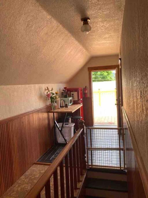 קולומביה פולס Victorian Guest Getaway-20Mins To Glacier National Park-10Mins To Airport! מראה חיצוני תמונה
